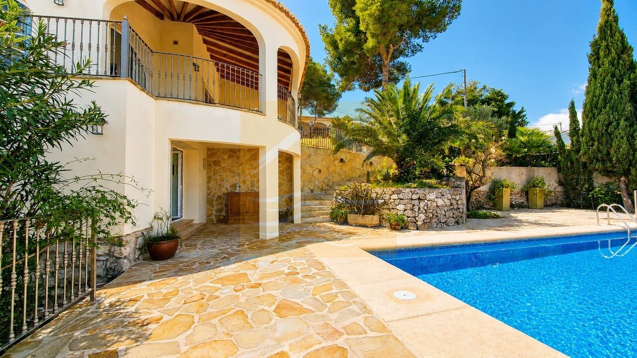 Villa
